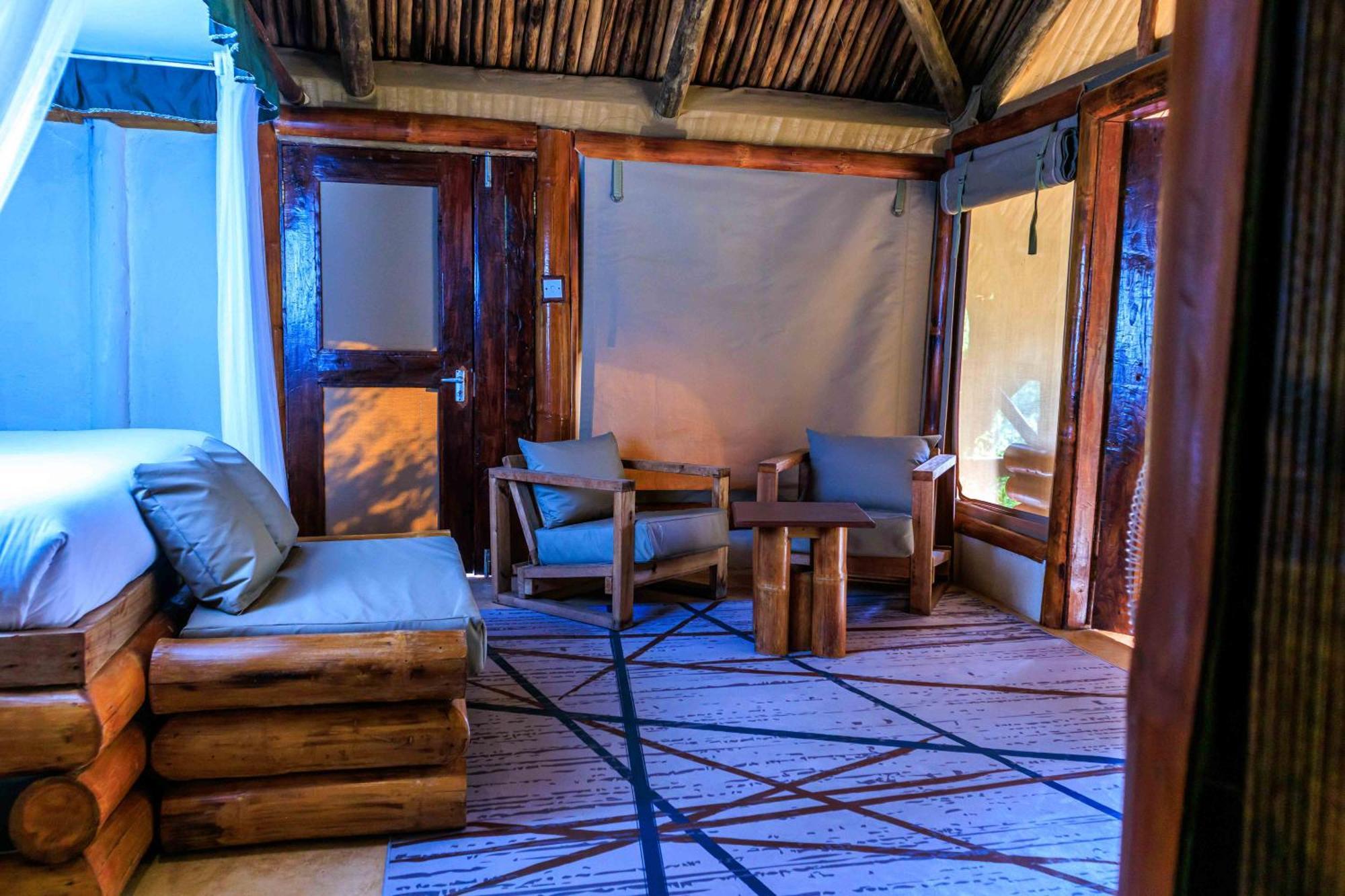 Samburu Elephant Lodge Isiolo エクステリア 写真